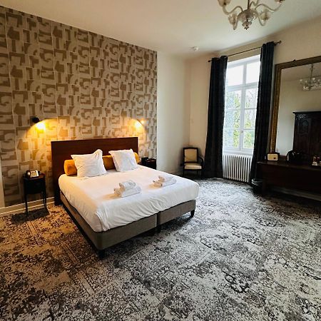 Logis Hotels Chateau De La Barge Chaintre Bagian luar foto