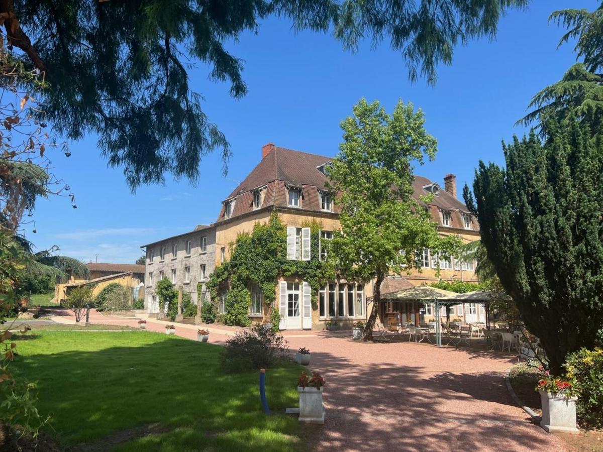 Logis Hotels Chateau De La Barge Chaintre Bagian luar foto